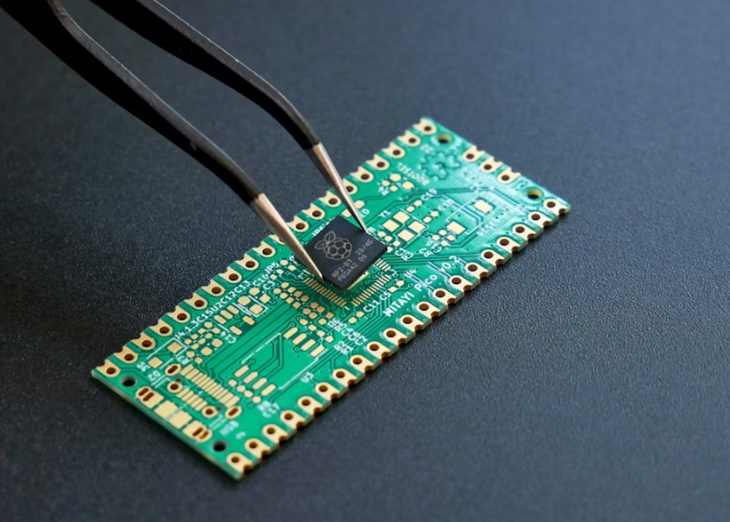 Close-up semiconductor chip and microprocessor representing advanced semiconductor manufacturing and global technology supply chain in 2026